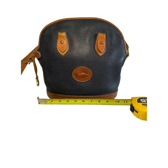 Vintage Dooney & Bourke Handbag  Large Navy Crossbody  Leather - Picture 4 of 9